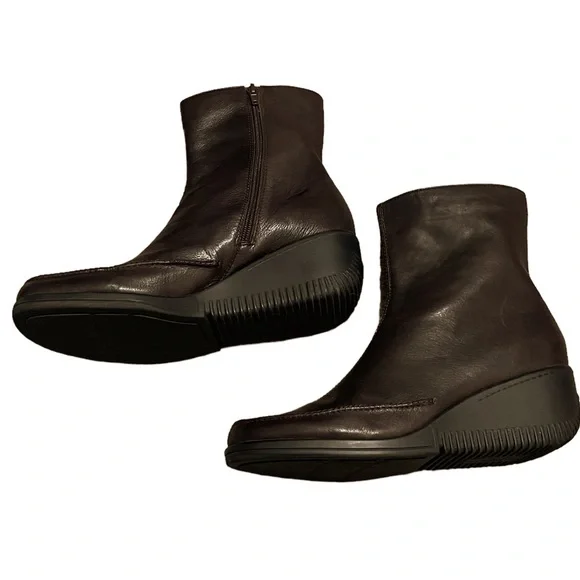 Liz Claiborne Flex Narda Coffee Bean Leather Wedge Ankle Boots - Picture 11 of 11